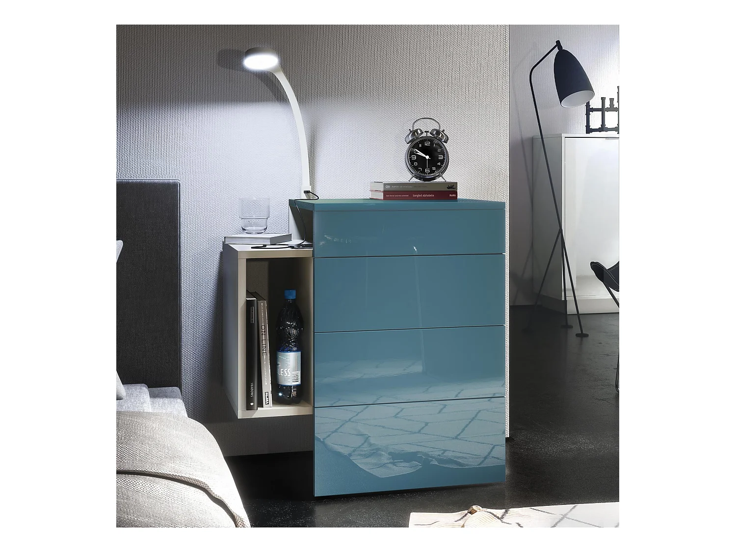 Table de chevet Queens, Table de nuit avec 2 tiroirs et 1 compartiment latéral à fixer au mur, Blanc mat/Turquoise brillant, incl. lampe LED (60x63x36 cm)