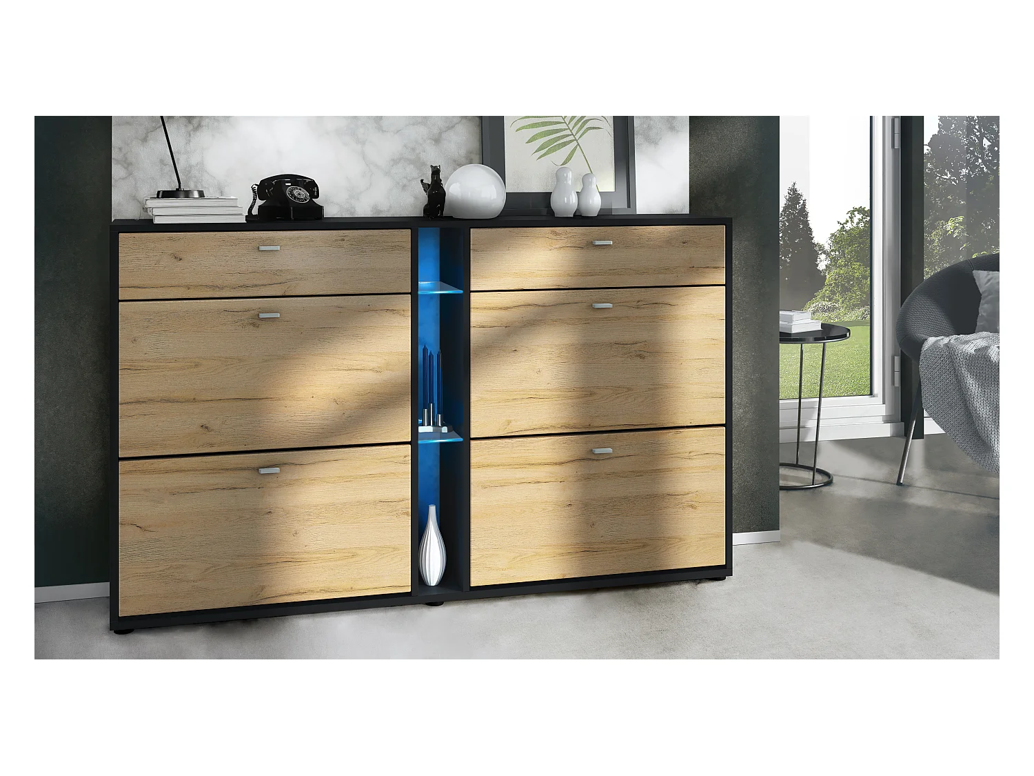 Meuble à chaussures à bascule Today 155,5 x 95 x 28 cm, avec un éclairage LED bleu, corps en Noir mat, façades en chêne nature