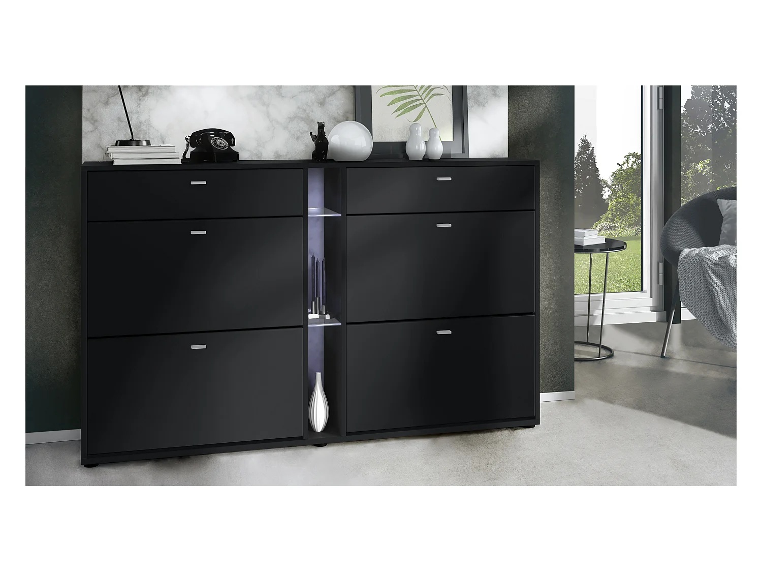 Meuble à chaussures à bascule Today 155,5 x 95 x 28 cm, avec un éclairage LED blanc, corps en Noir mat, façades en noir mat