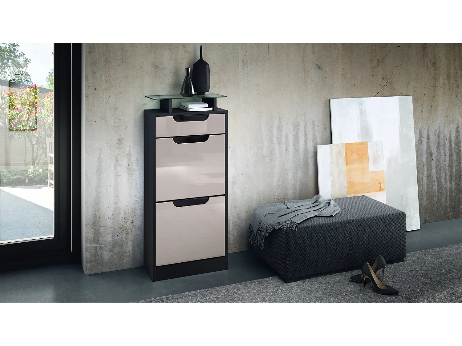 Scarpiera Fiesta V2, Struttura in nero opaco / Frontale in grigio sabbia lucido con angoli in nero lucido