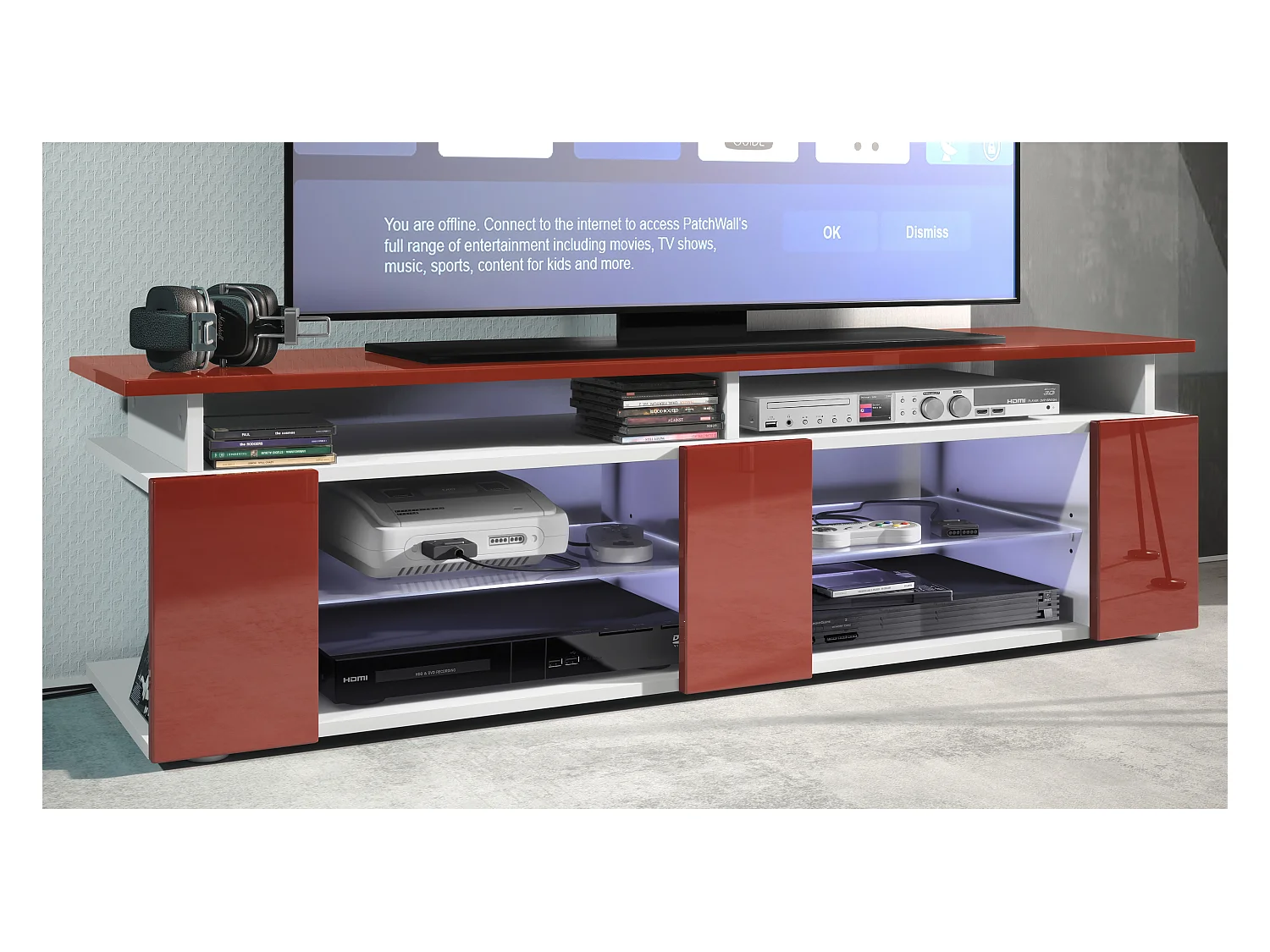 TV Board Movie V2 Game On Lowboard 138,5 x 39 x 39 cm éclairage LED inclus Blanc, caisson en blanc mat, façades en bordeaux haute brillance