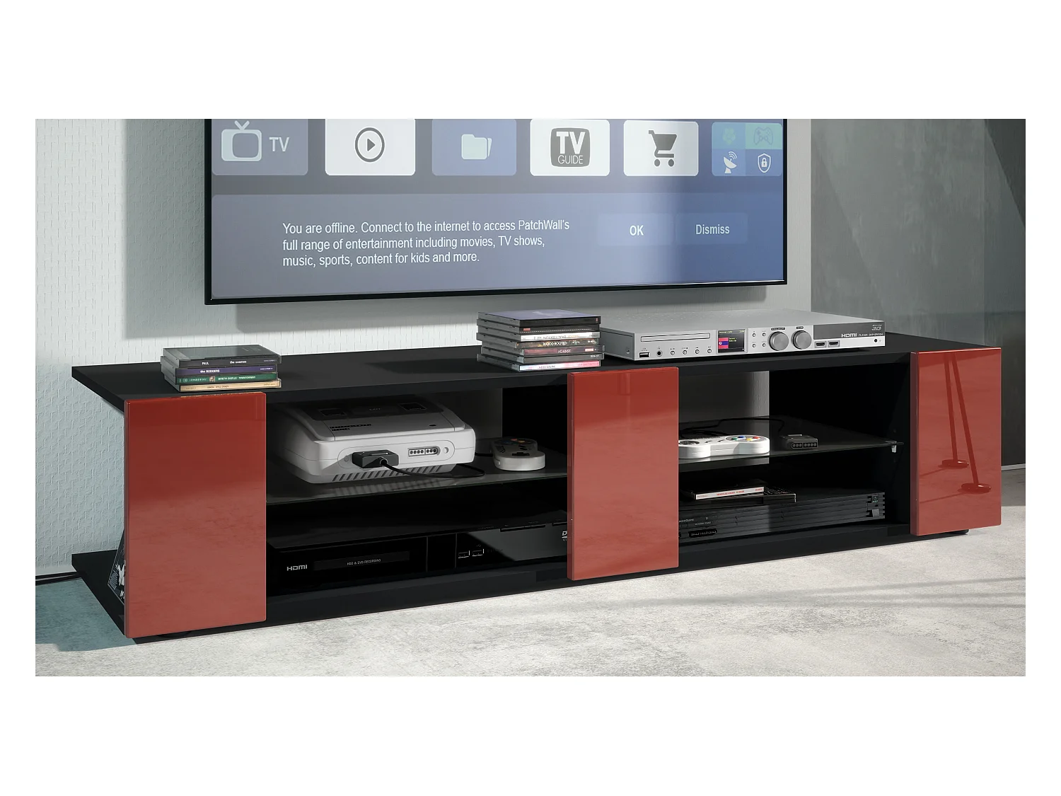 Buffet bas Movie V2, Meuble TV avec 6 compartiments ouverts et placages décoratifs, Noir mat/Bordeaux haute brillance (134 x 29 x 39 cm)