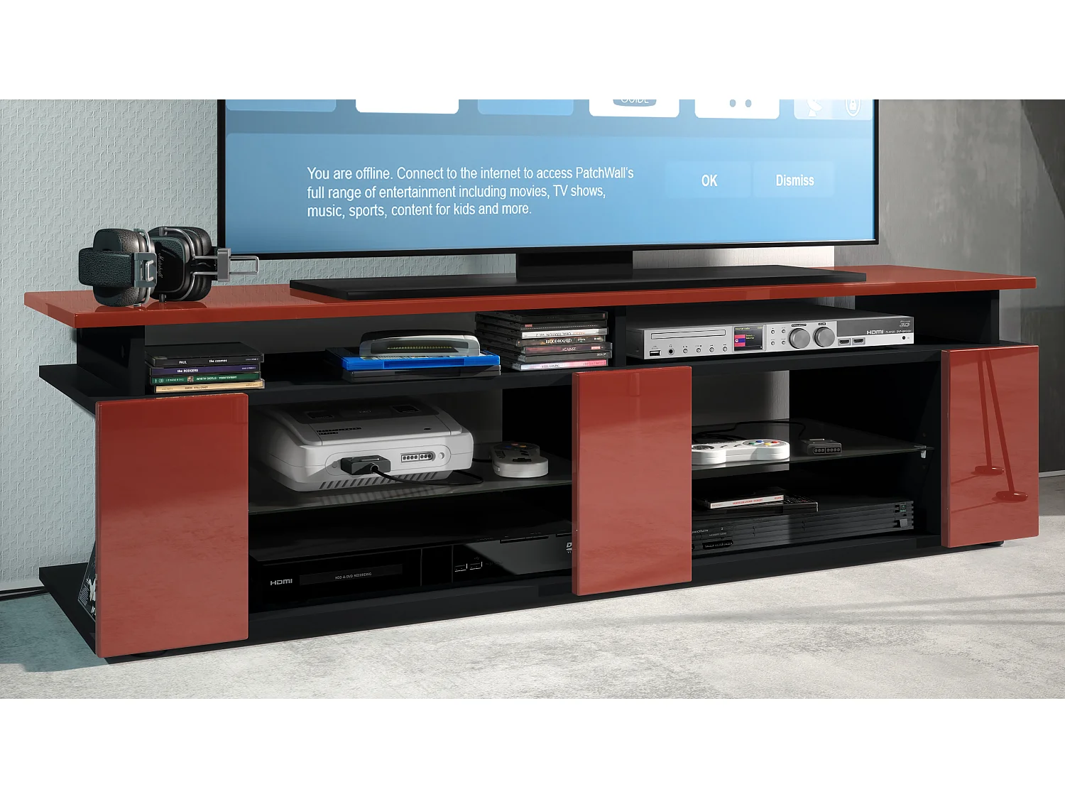 TV Board Movie V2 Game On Lowboard 138,5 x 39 x 39 cm , caisson en noir mat, façades en bordeaux haute brillance