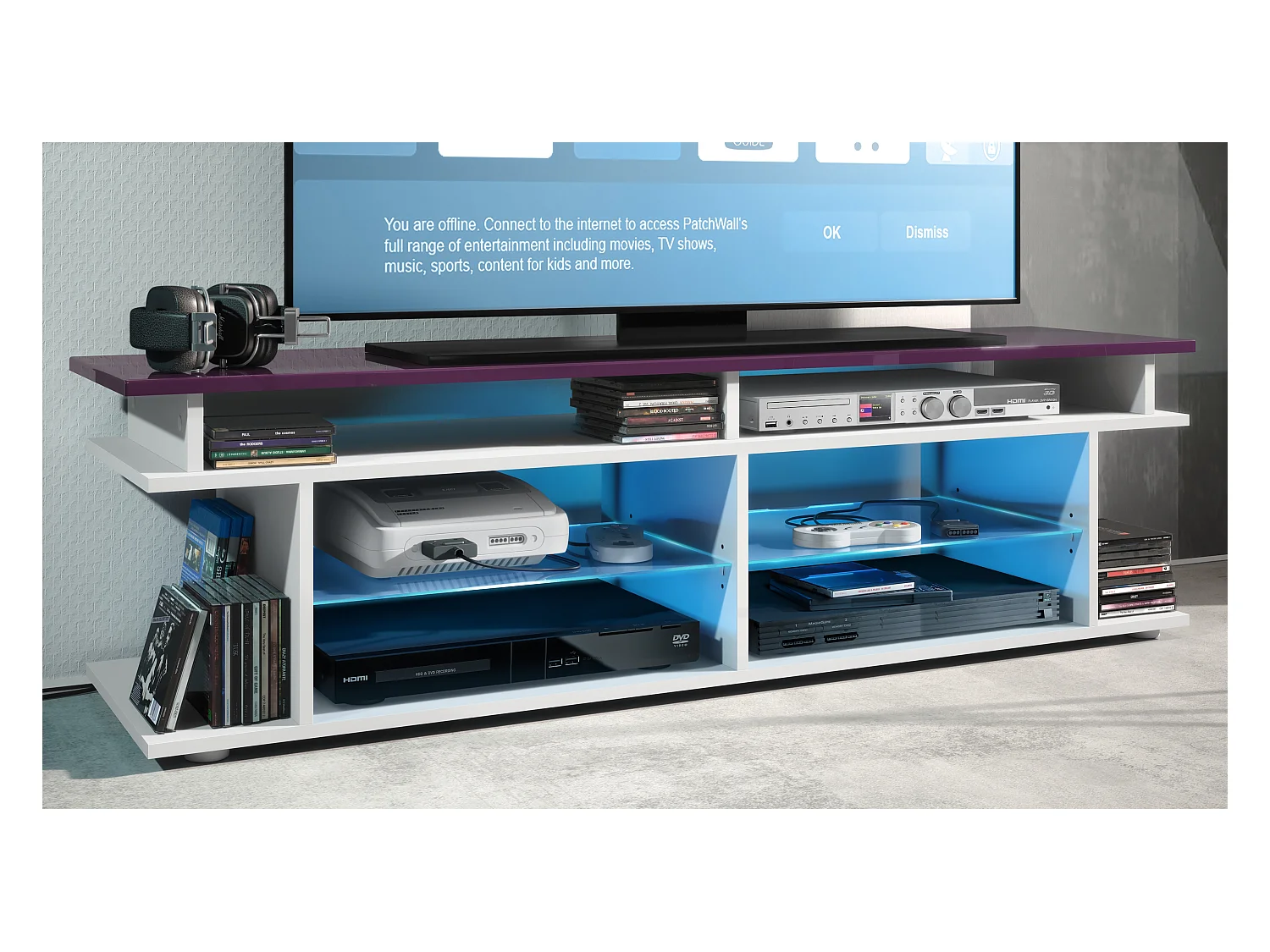 TV Board Movie V3 Game On 138,5 x 39 x 37,5 cm éclairage LED inclus Blanc, caisson en blanc mat, élément supérieur en mûre haute brillance