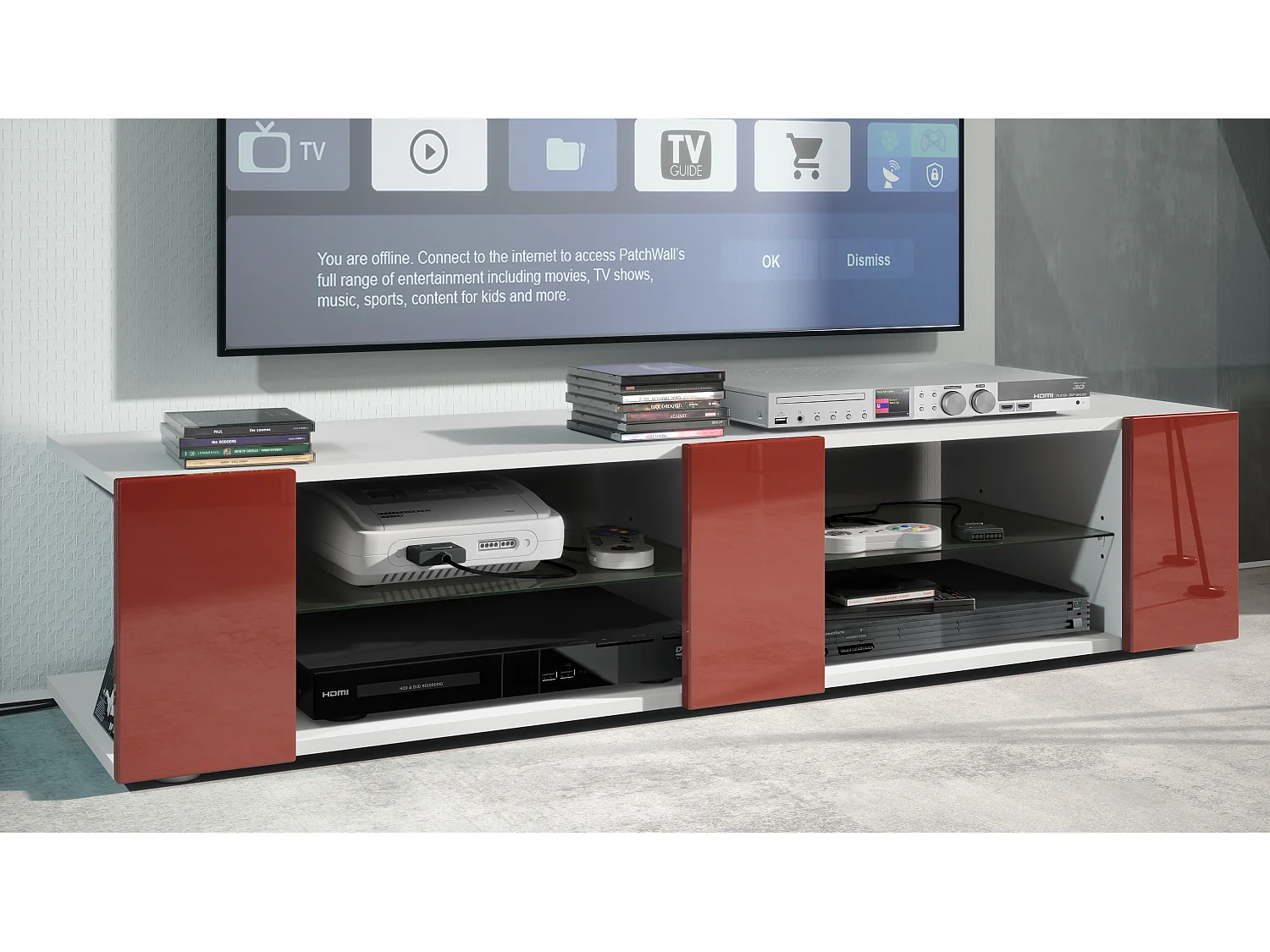 Buffet bas Movie V2, Meuble TV avec 6 compartiments ouverts et placages décoratifs, Blanc mat/Bordeaux haute brillance (134 x 29 x 39 cm)