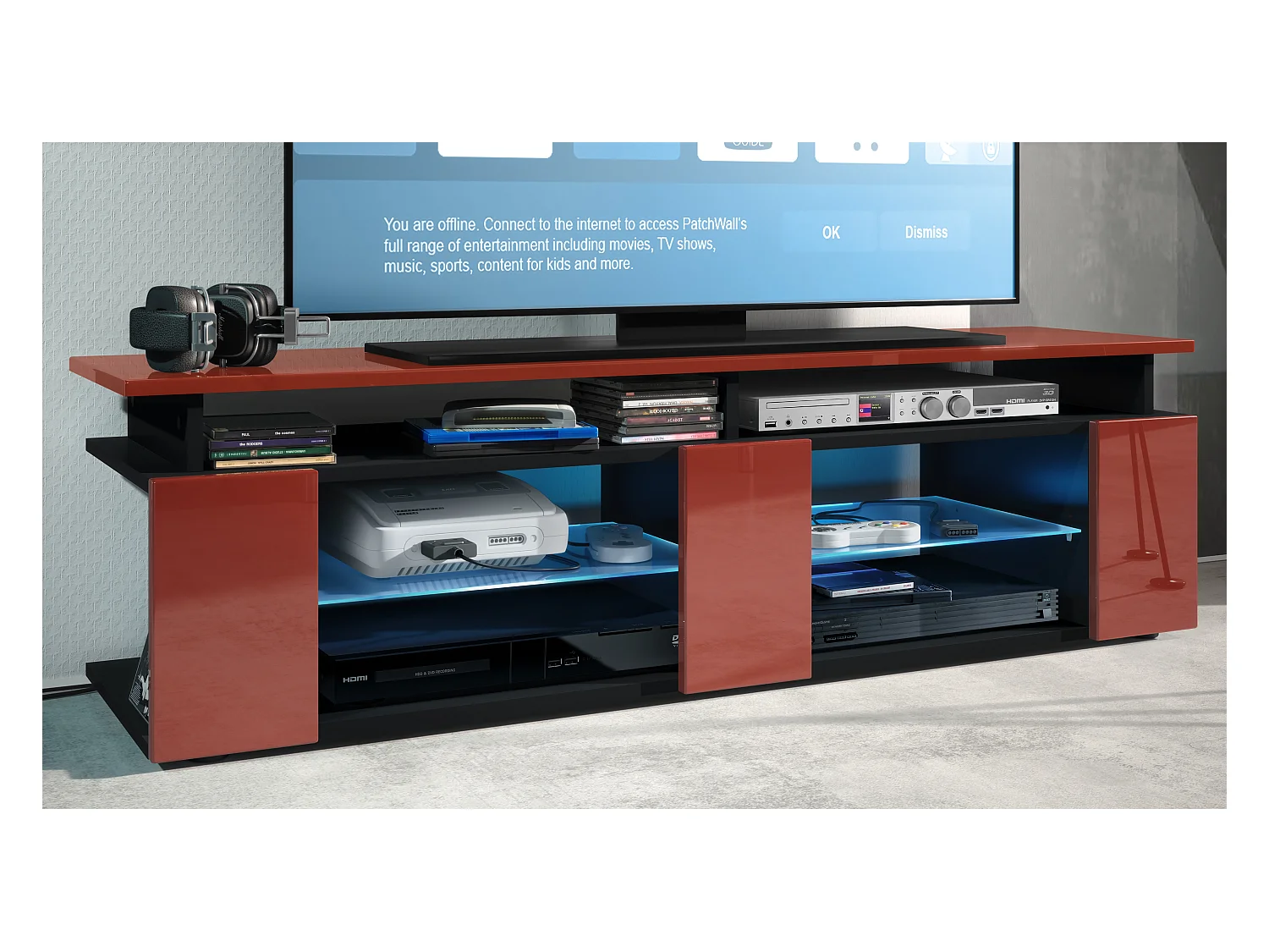 TV Board Movie V2 Game On Lowboard 138,5 x 39 x 39 cm éclairage LED inclus Bleu, caisson en noir mat, façades en bordeaux haute brillance