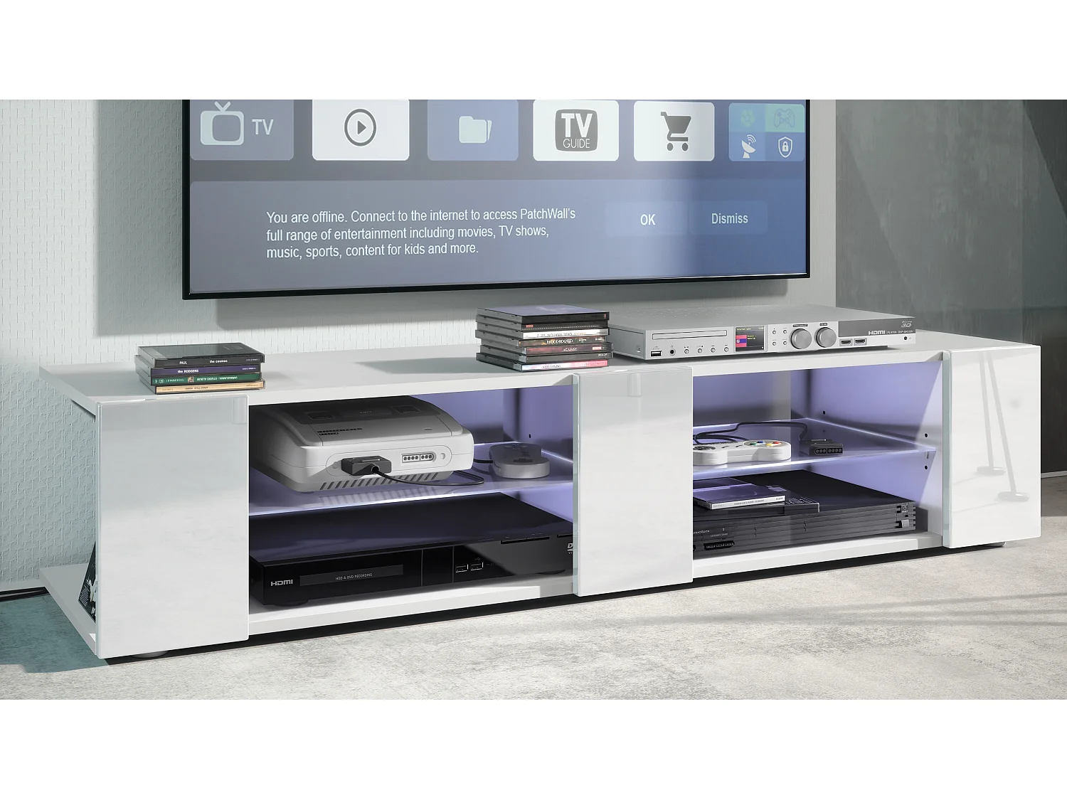 Buffet bas Movie V2, Meuble TV avec 6 compartiments ouverts et placages décoratifs, Blanc mat/Blanc brillant, éclairage LED blanc inclus (134 x 29 x 39 cm)