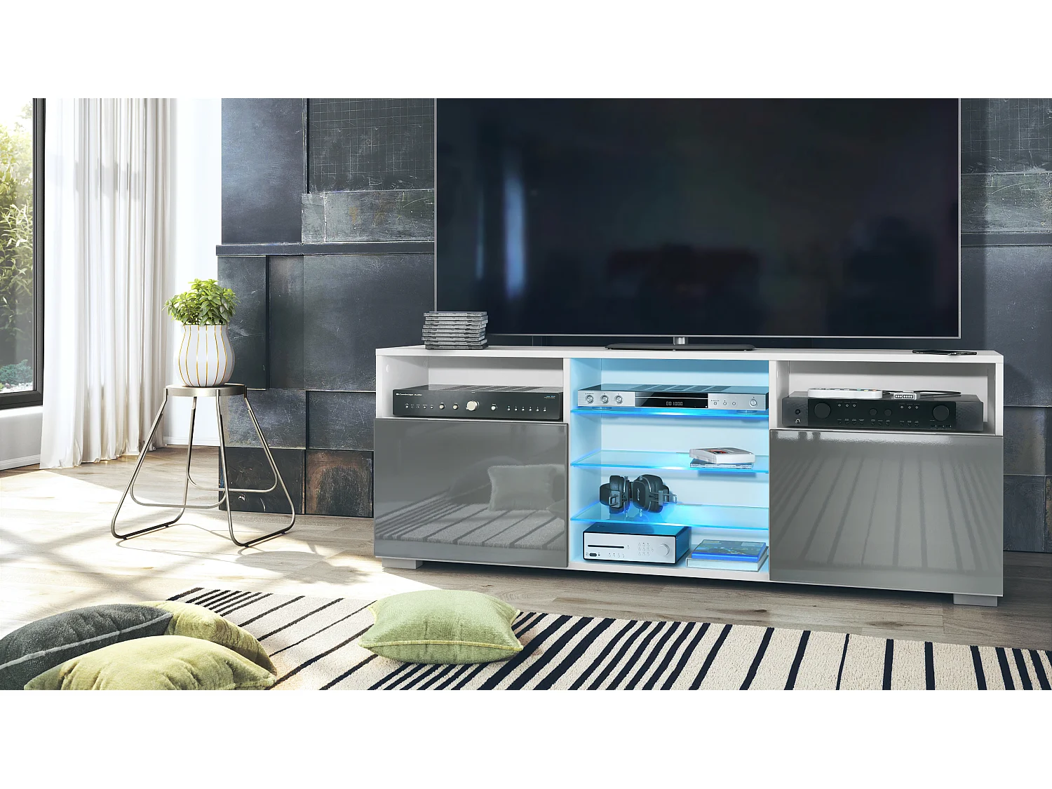 Meuble TV Granada, Lowboard avec 2 portes et 6 compartiments ouverts, corps blanc mat, façades en gris haute brillance avec éclairage LED RVB (146 x 54 x 35 cm)