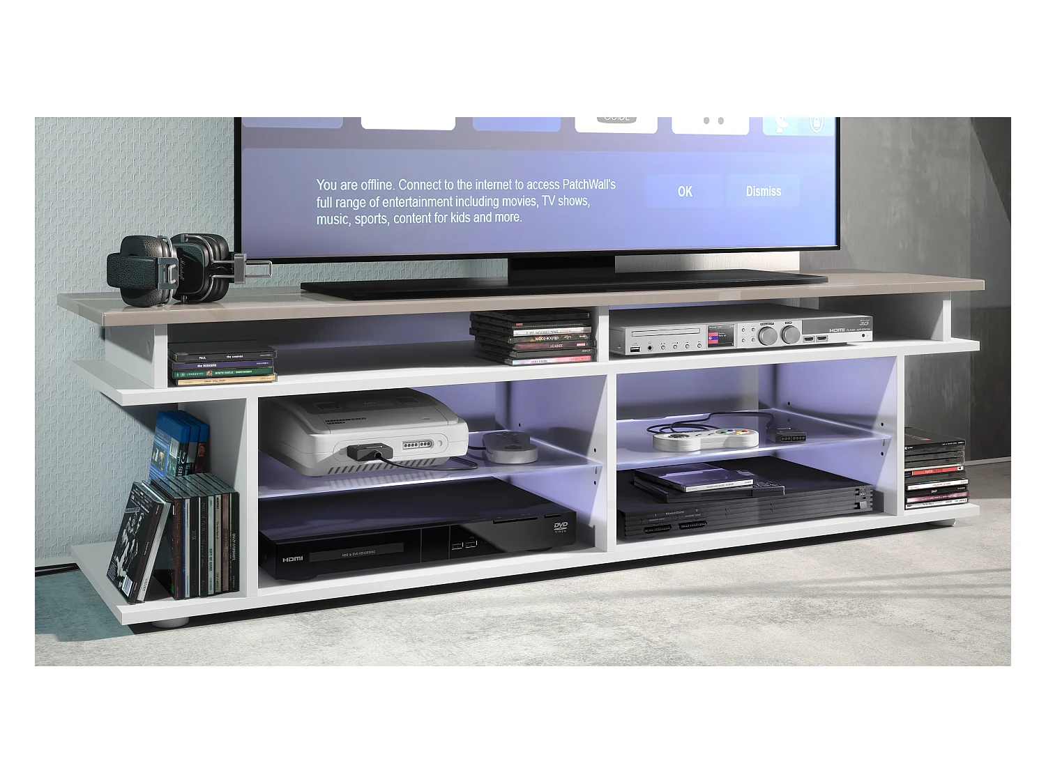 TV Board Movie V3 Game On 138,5 x 39 x 37,5 cm éclairage LED inclus Bleu, caisson en blanc mat, élément supérieur en gris sable haute brillance