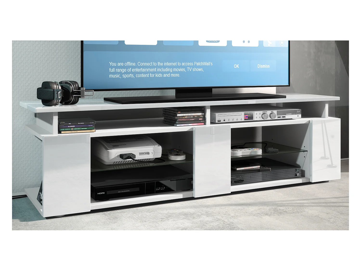 TV Board Movie V2 Game On Lowboard 138,5 x 39 x 39 cm , caisson en blanc mat, façades en blanc haute brillance