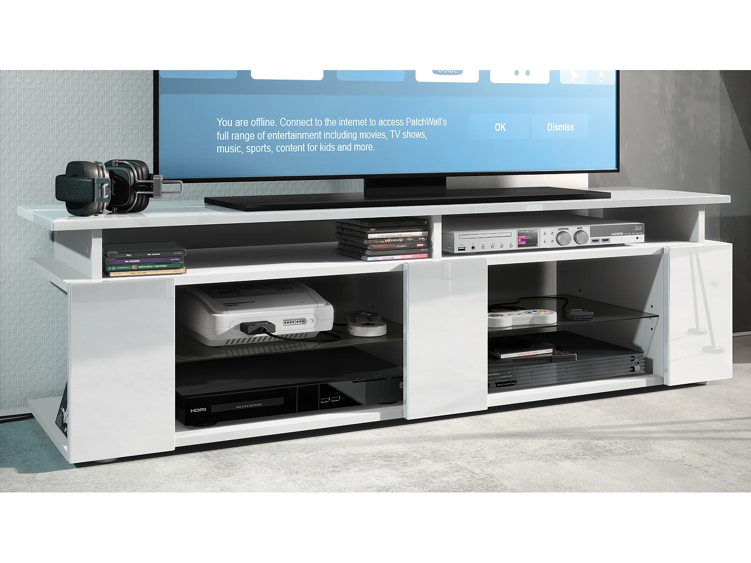 TV Board Movie V2 Game On Lowboard 138,5 x 39 x 39 cm , caisson en blanc mat, façades en blanc haute brillance