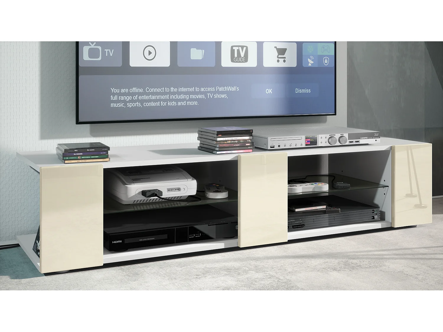 Buffet bas Movie V2, Meuble TV avec 6 compartiments ouverts et placages décoratifs, Blanc mat/Crème haute brillance (134 x 29 x 39 cm)