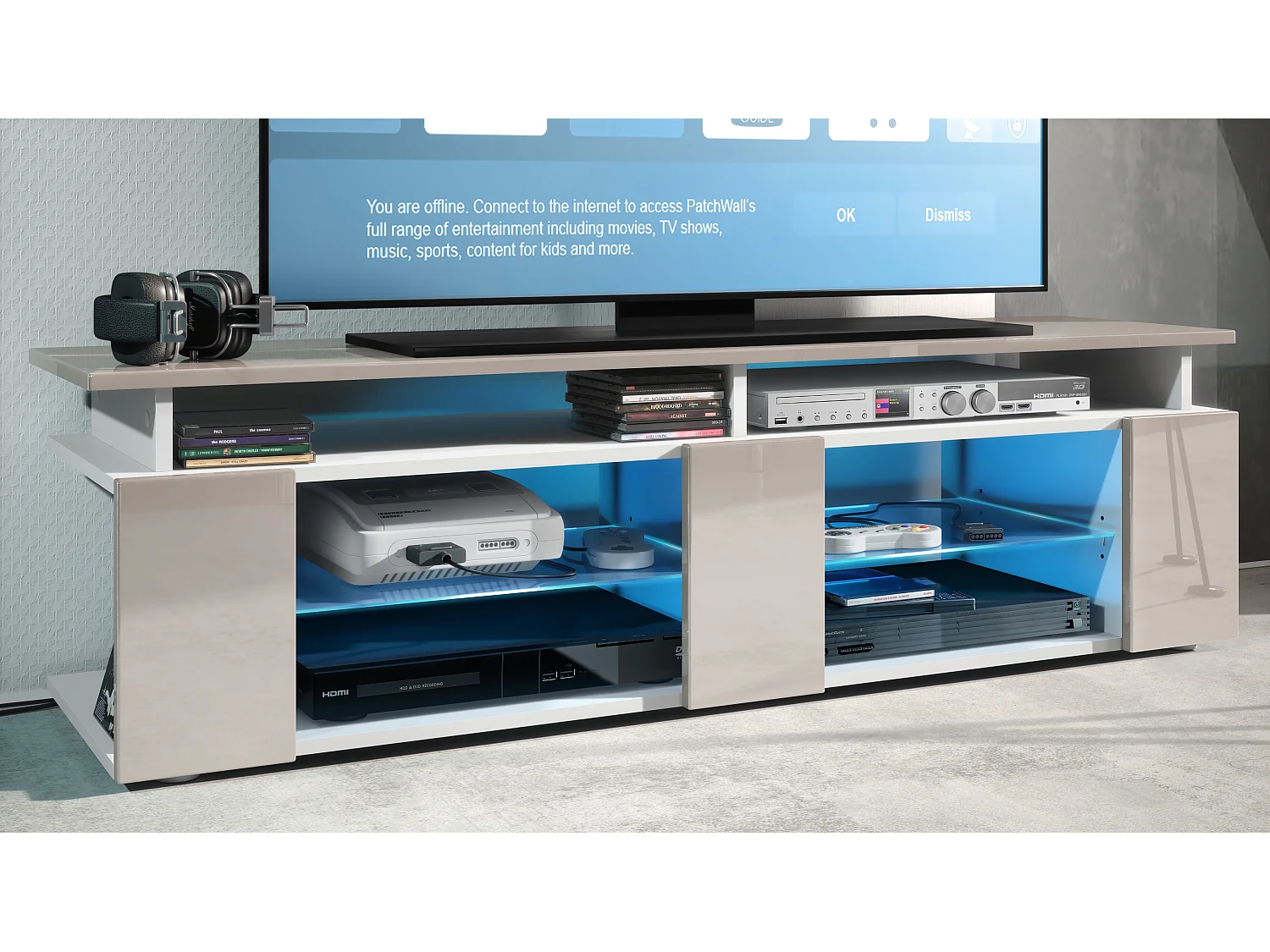 TV Board Movie V2 Game On Lowboard 138,5 x 39 x 39 cm , caisson en blanc mat, façades en gris sable haute brillance