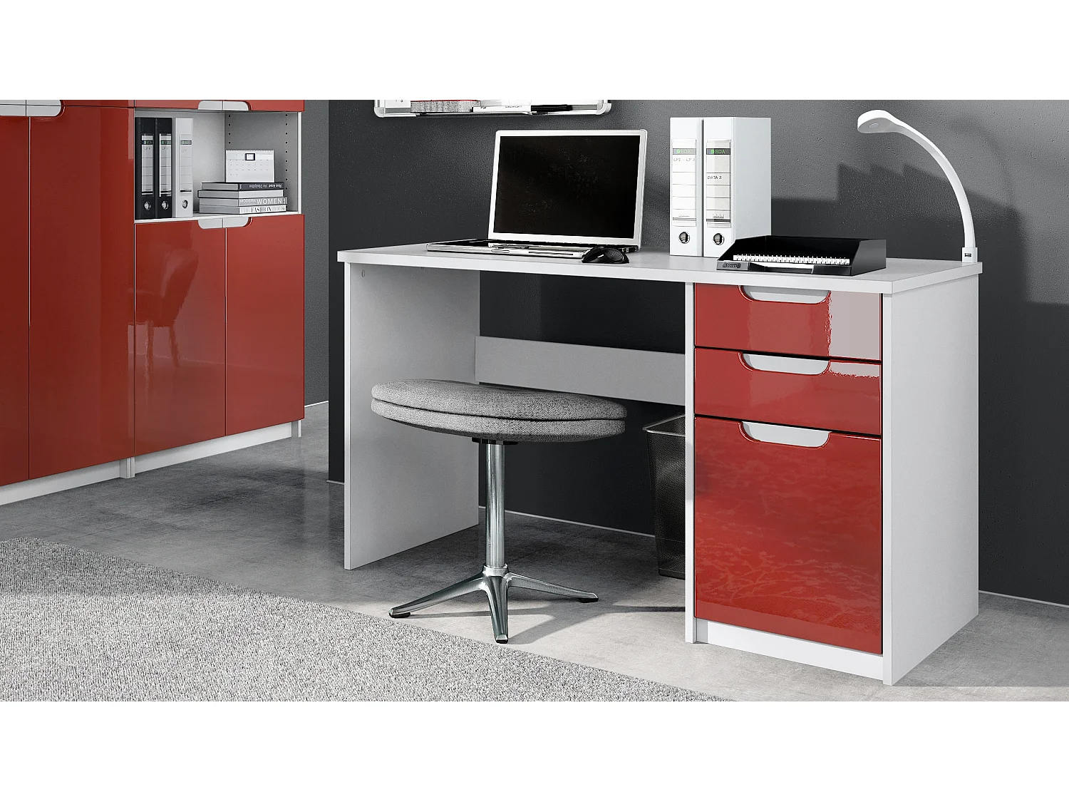 Logan Desk, scrivania per ufficio con 2 cassetti e 1 anta, bianco opaco/bordeaux lucido (129 x 76 x 60 cm)