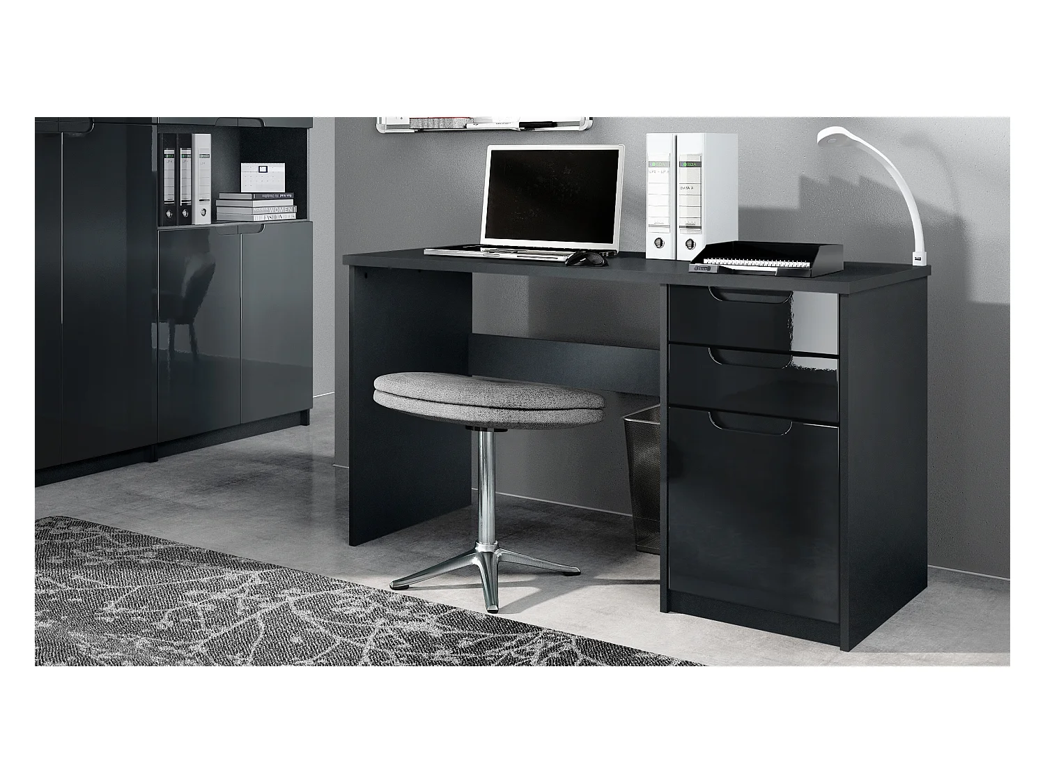 Bureau Logan, Petit bureau avec 2 tiroirs et d’une porte, noir mat/noir haute brillance (129 x 76 x 60 cm)