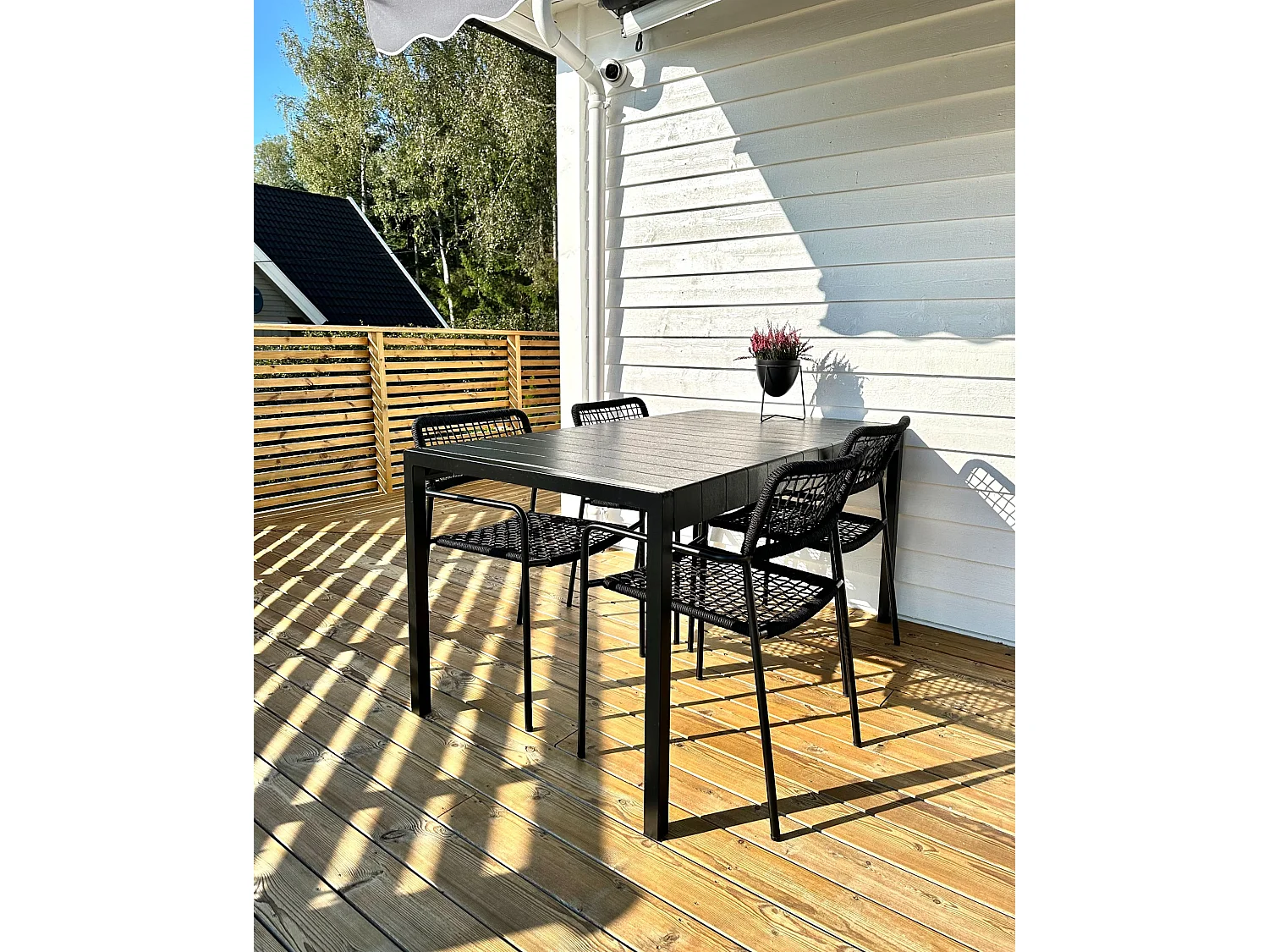 Table de salle à manger de jardin BARTICA 154 cm 84 cm Noir