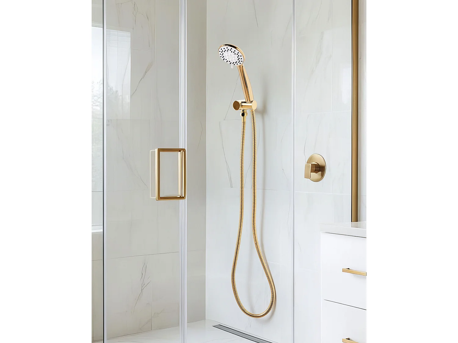 Kit de pommeau de douche avec tuyau flexible MACAY 3 modes Doré