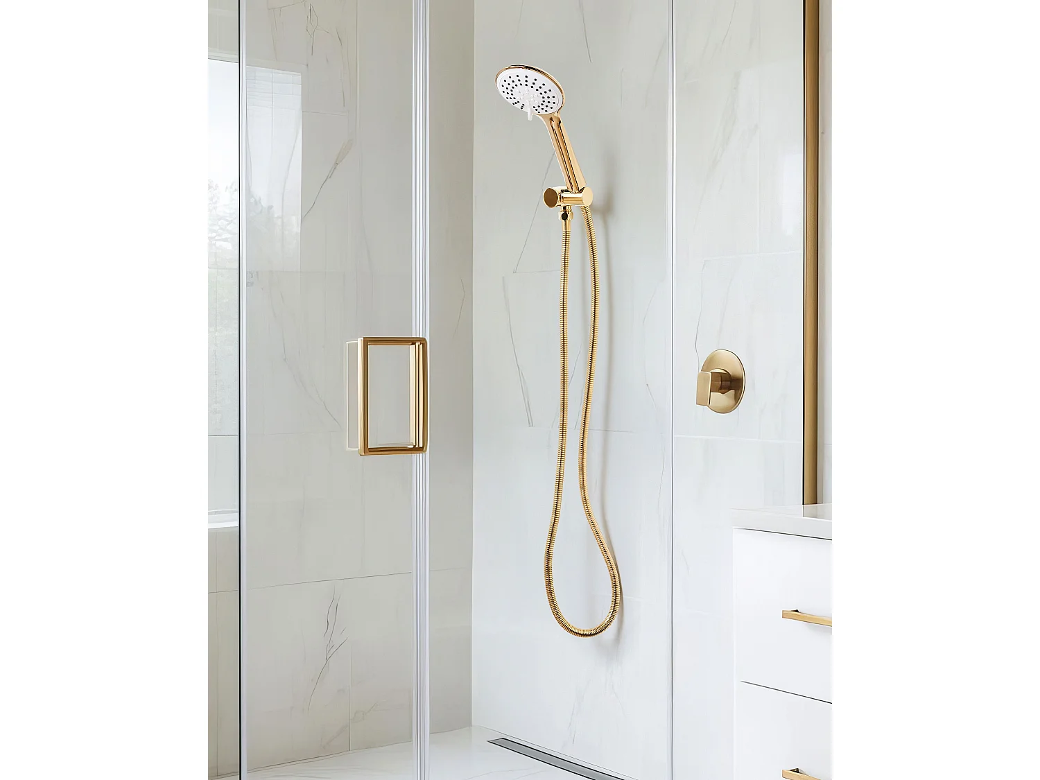 Kit de pommeau de douche avec tuyau flexible TUMPLE 3 modes Doré