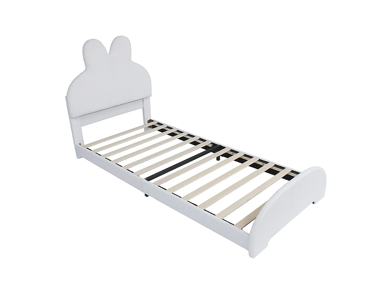 Kinderbed 90 x 200 cm, in de vorm van konijnenoren, imitatiepluche stof, wit.