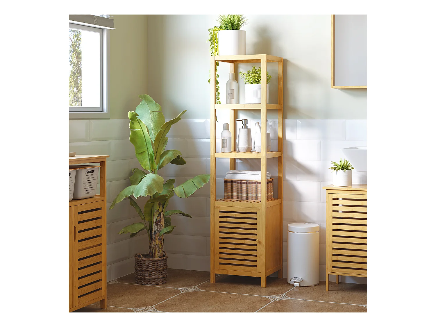 Badezimmerschrank mit 3 offenen Fächern aus Bambus, 36 x 33 x 140 cm