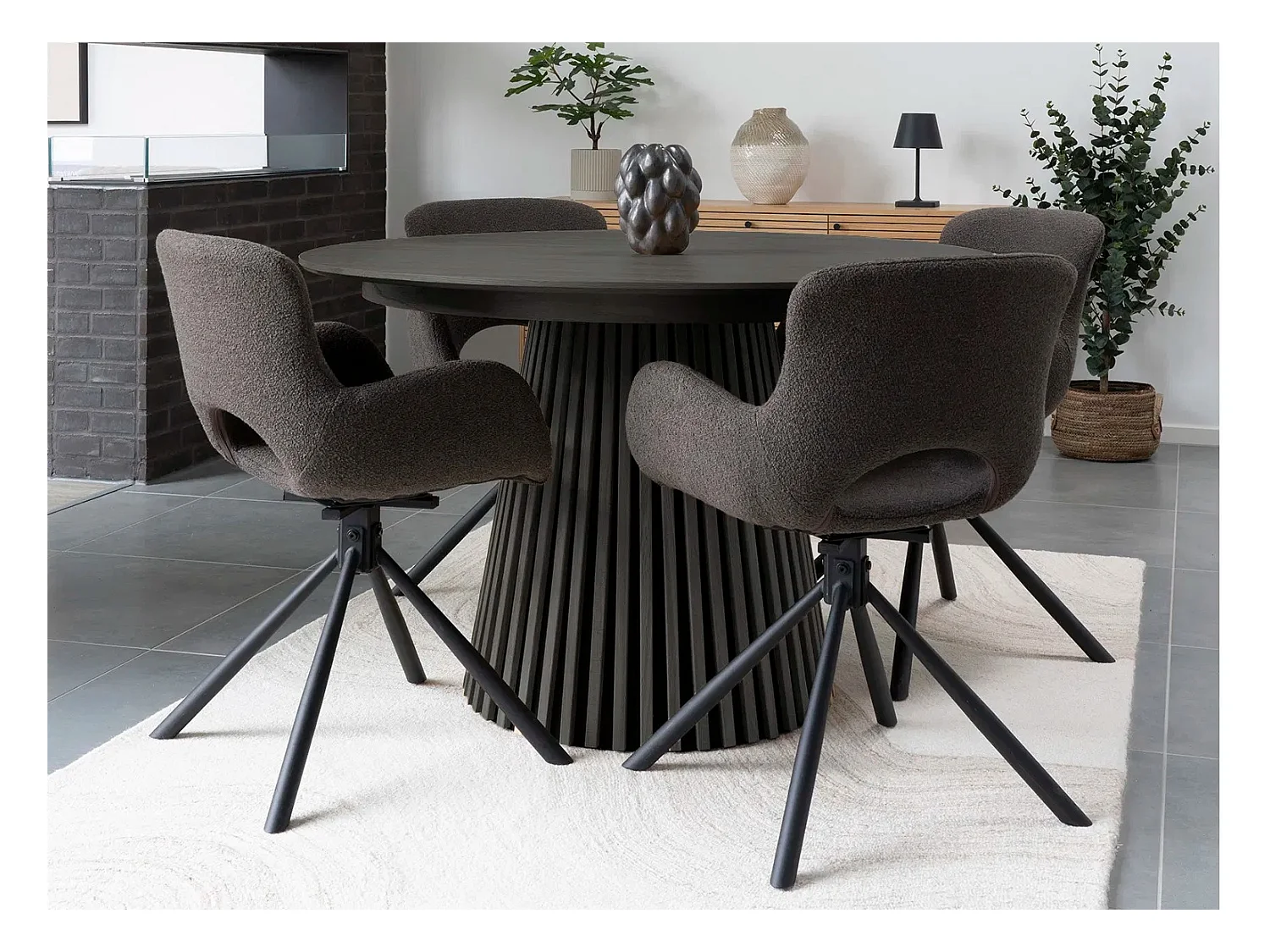 Osaka Esstisch Ø140cm schwarz.