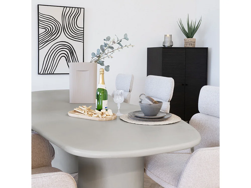 Maranola table à manger décor ciment.