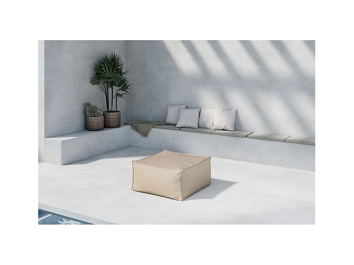 Rambo Sitzsack beige.