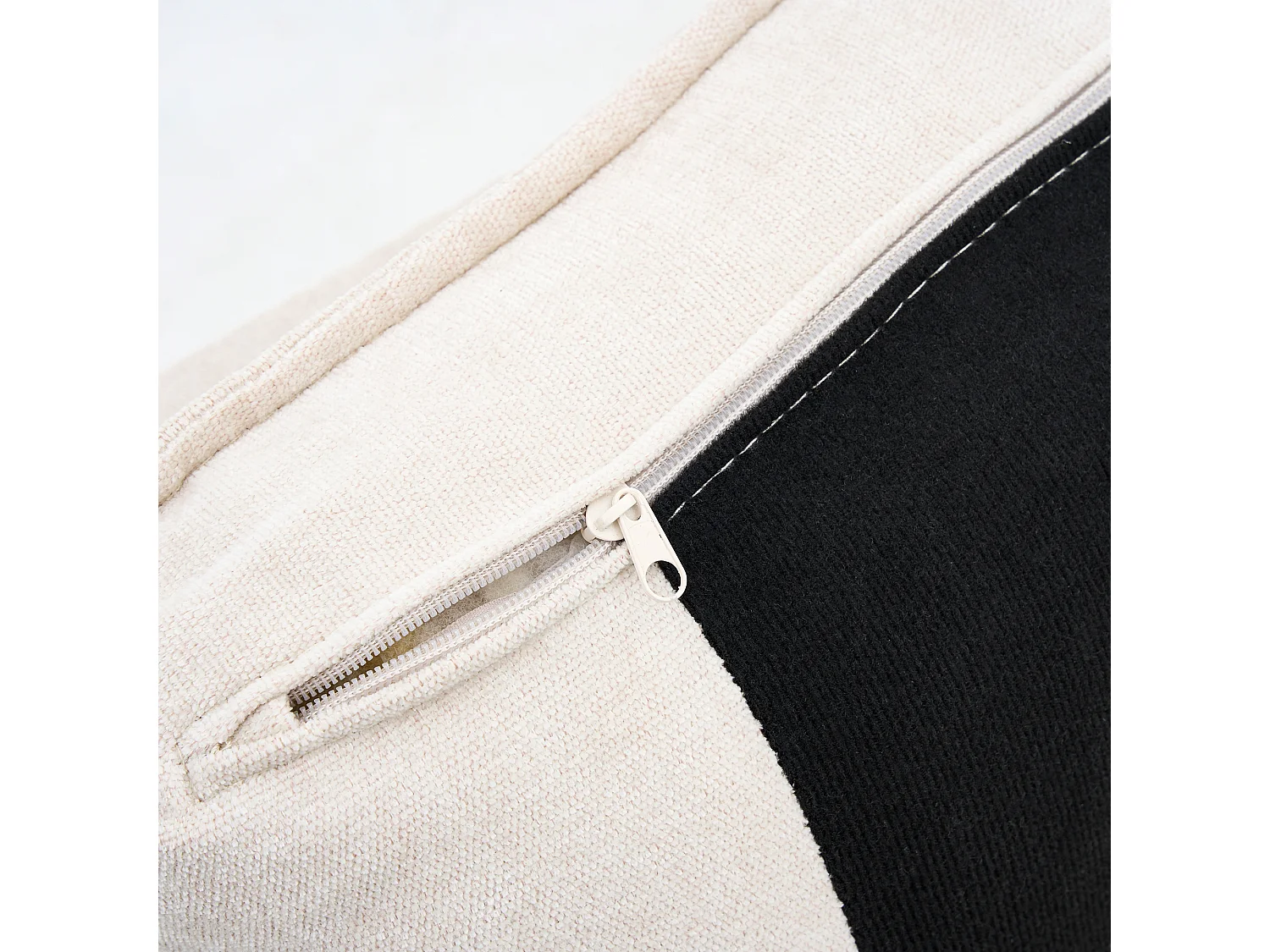 Ecksofa rechts - Sofa mit 2 Getränkehaltern und USB-Ladegerät - beiges leinen