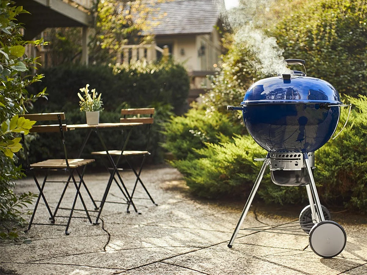 Barbecue à charbon Weber Master-Touch GBS C-5750 57 cm Deep Ocean Blue