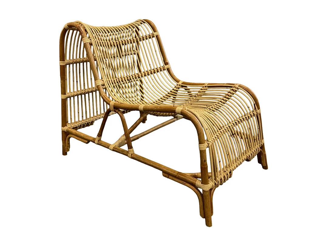 Fauteuil lounge arrondi en rotin naturel tressé – JACKIE