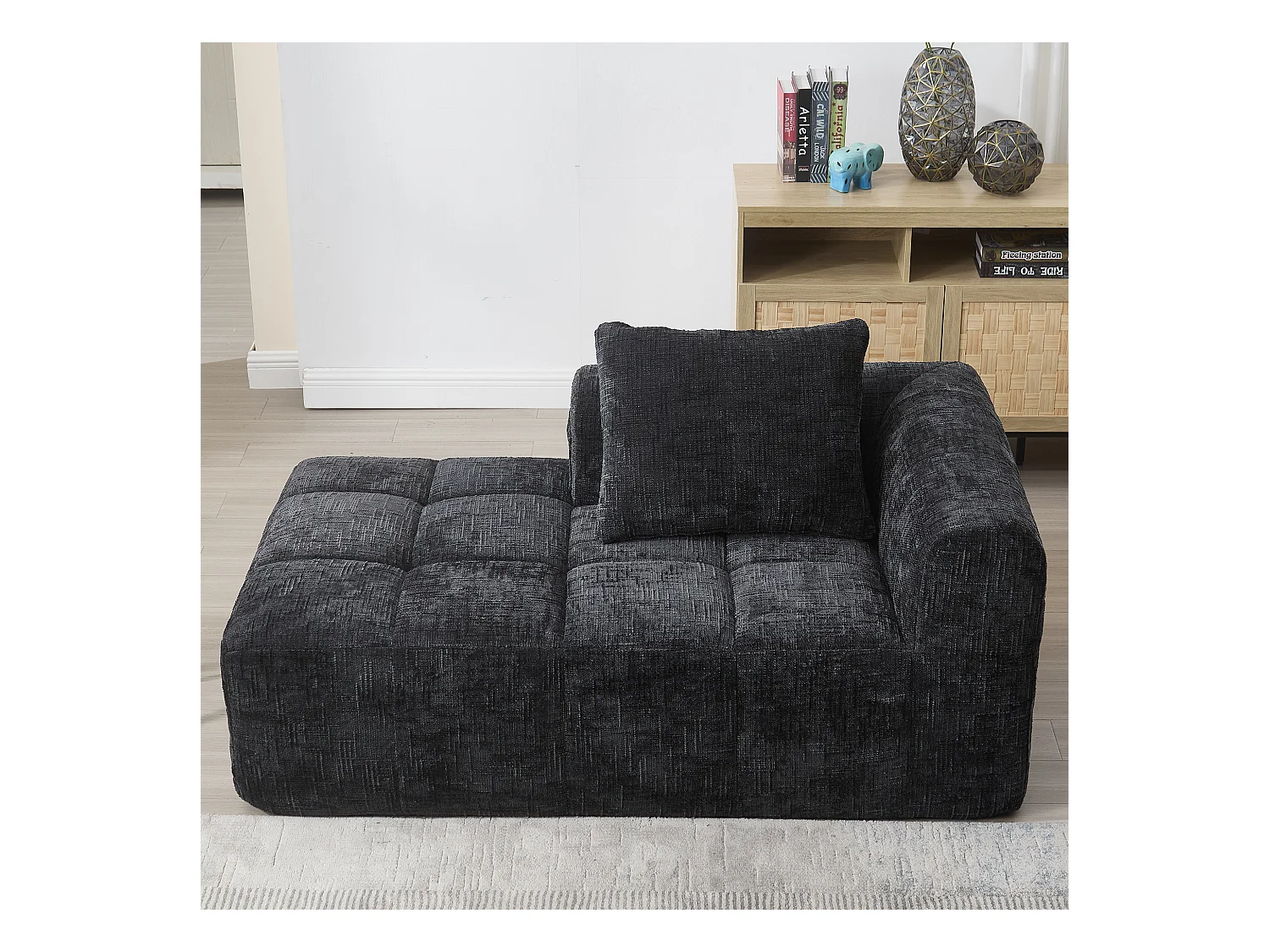 Czarna sofa 1-osobowa - Prosta sofa z poduszkami i kieszeniami - wzór śniegu