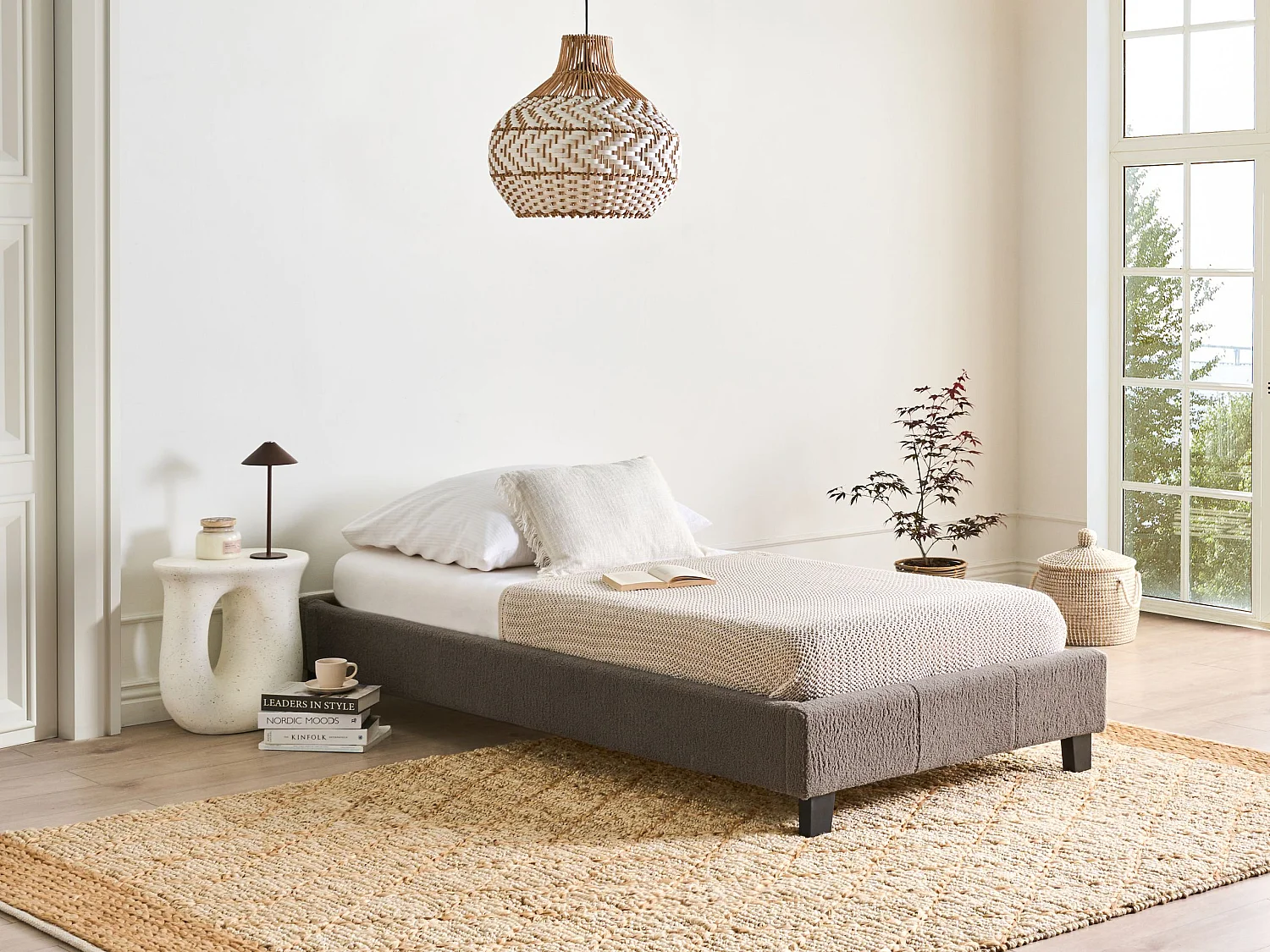 Lit sans tête de lit Bouclé ROANNE 90 x 200 cm Taupe