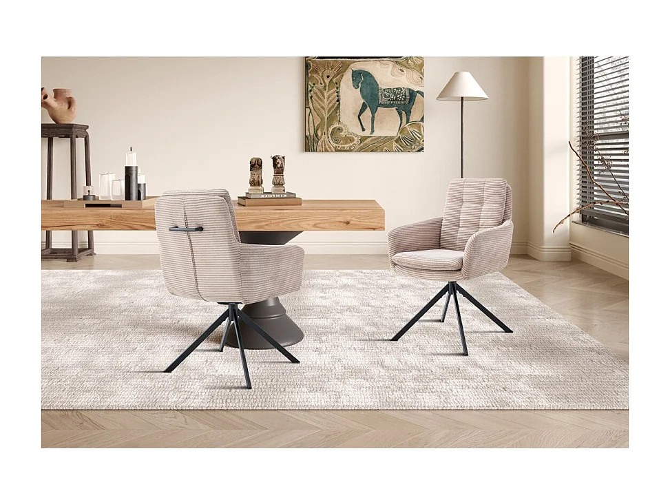 Lote de 2 cadeiras KAVIRA – Veludo cotelê areia – Pés de metal – Com braços – Design acolhedor e moderno