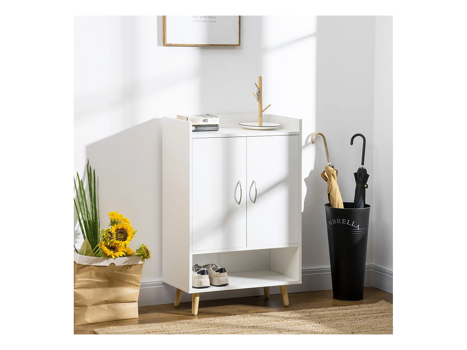 Meuble à chaussures scandinave placard 2 portes 4 étagères pieds effilés inclinés bois panneaux particules blanc