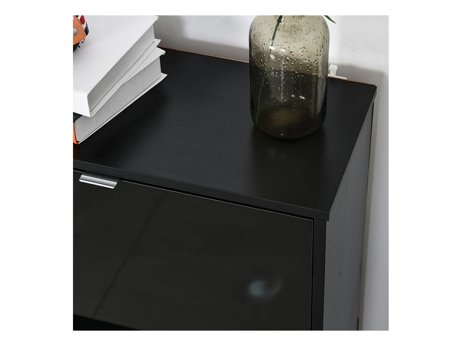 Meuble à chaussures 3 portes abattantes 3 compartiments MDF noir laqué