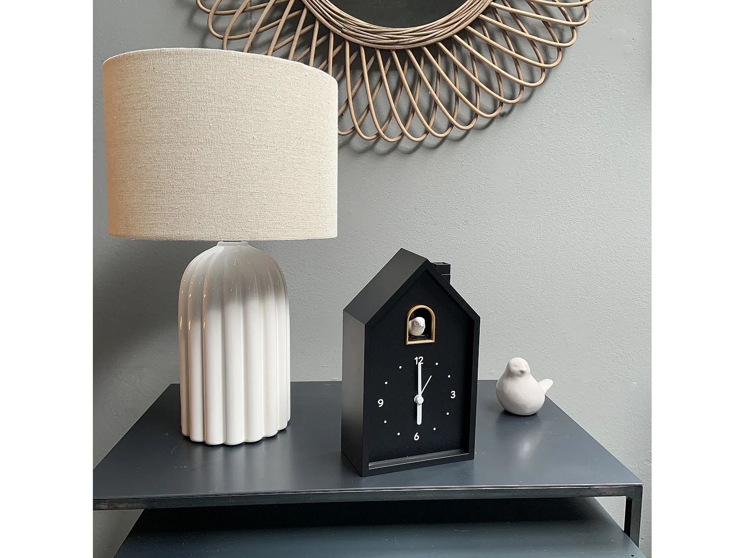 Réveil coucou maison noir 12.5x6.5x21.5cm