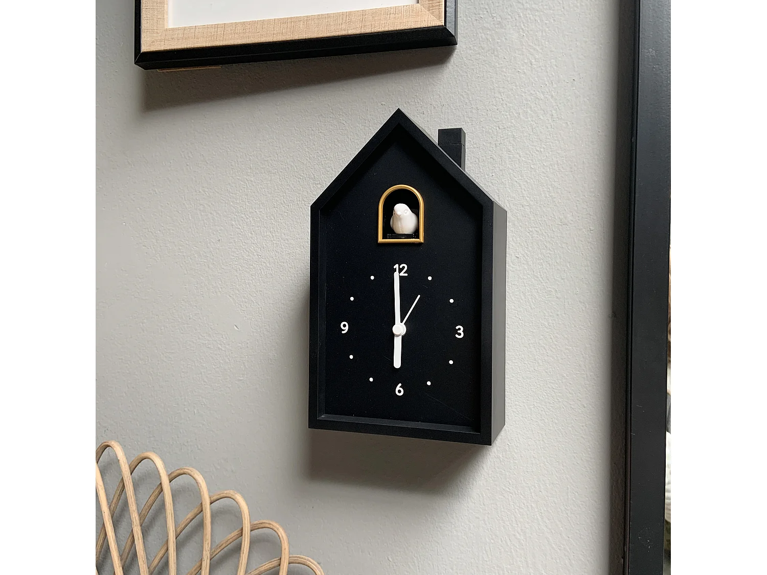 Réveil coucou maison noir 12.5x6.5x21.5cm