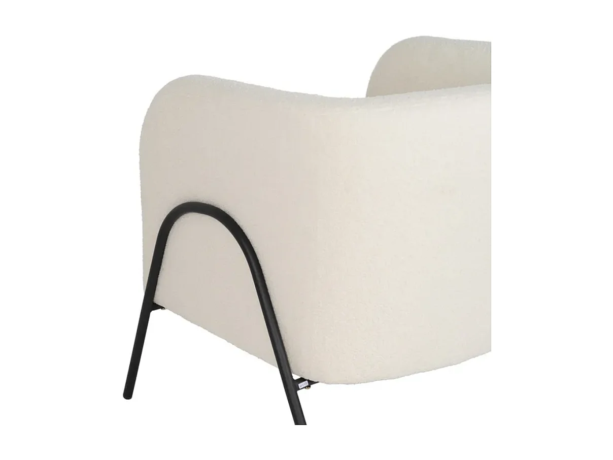 Fauteuil bouclé blanc accoudoirs cintrés structure métal moderne FALORIA