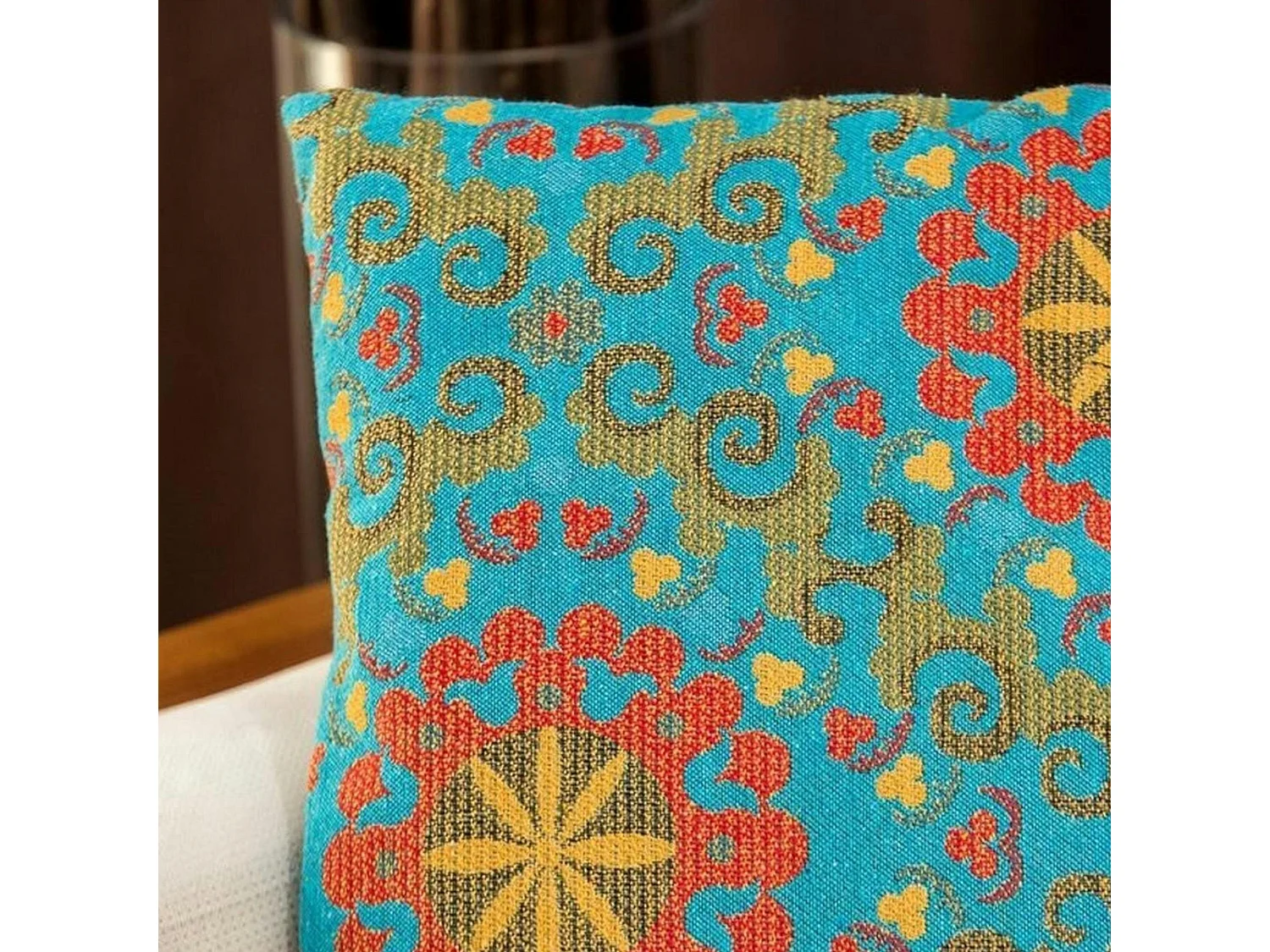 Coussin rétro multicolore – fleurs sur fond bleu IZMIR