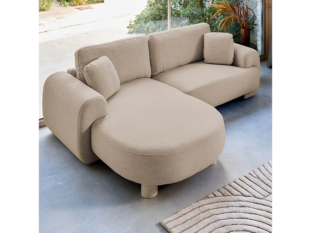 Canapé d'angle gauche 3 places tissu beige. pieds ronds L 231 x P 160 / 88 cm - Zenio