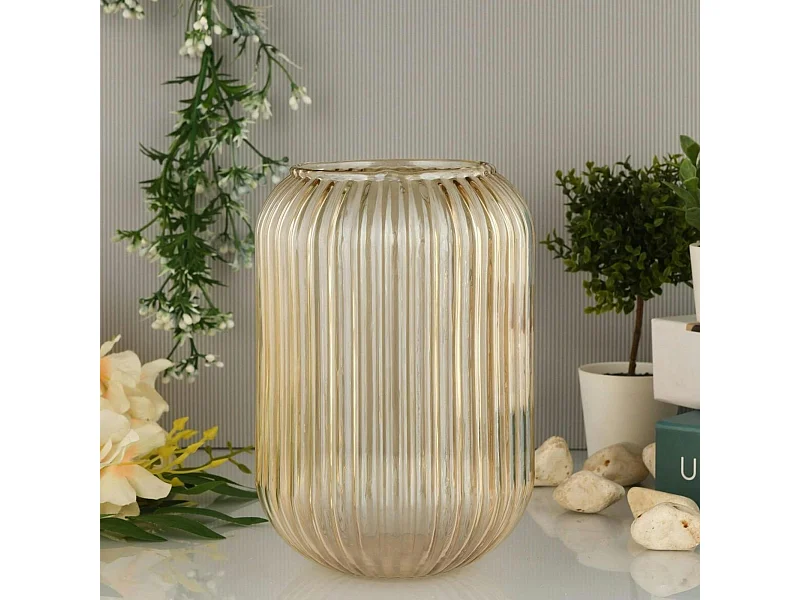 Vase en verre rainuré ambré – style vintage
