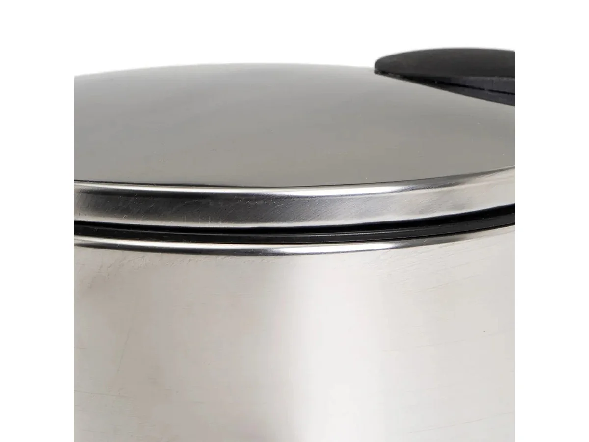 Poubelle de salle de bain avec couvercle en acier inoxydable coloris chromé - diamètre 21 x Hauteur 26 cm