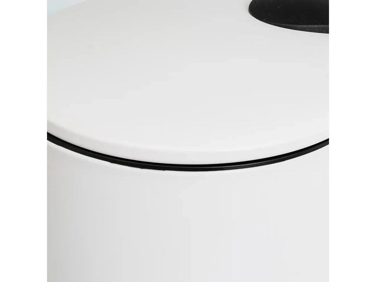 Poubelle de salle de bain en métal coloris blanc avec couvercle - diamètre 21 x Hauteur 26 cm