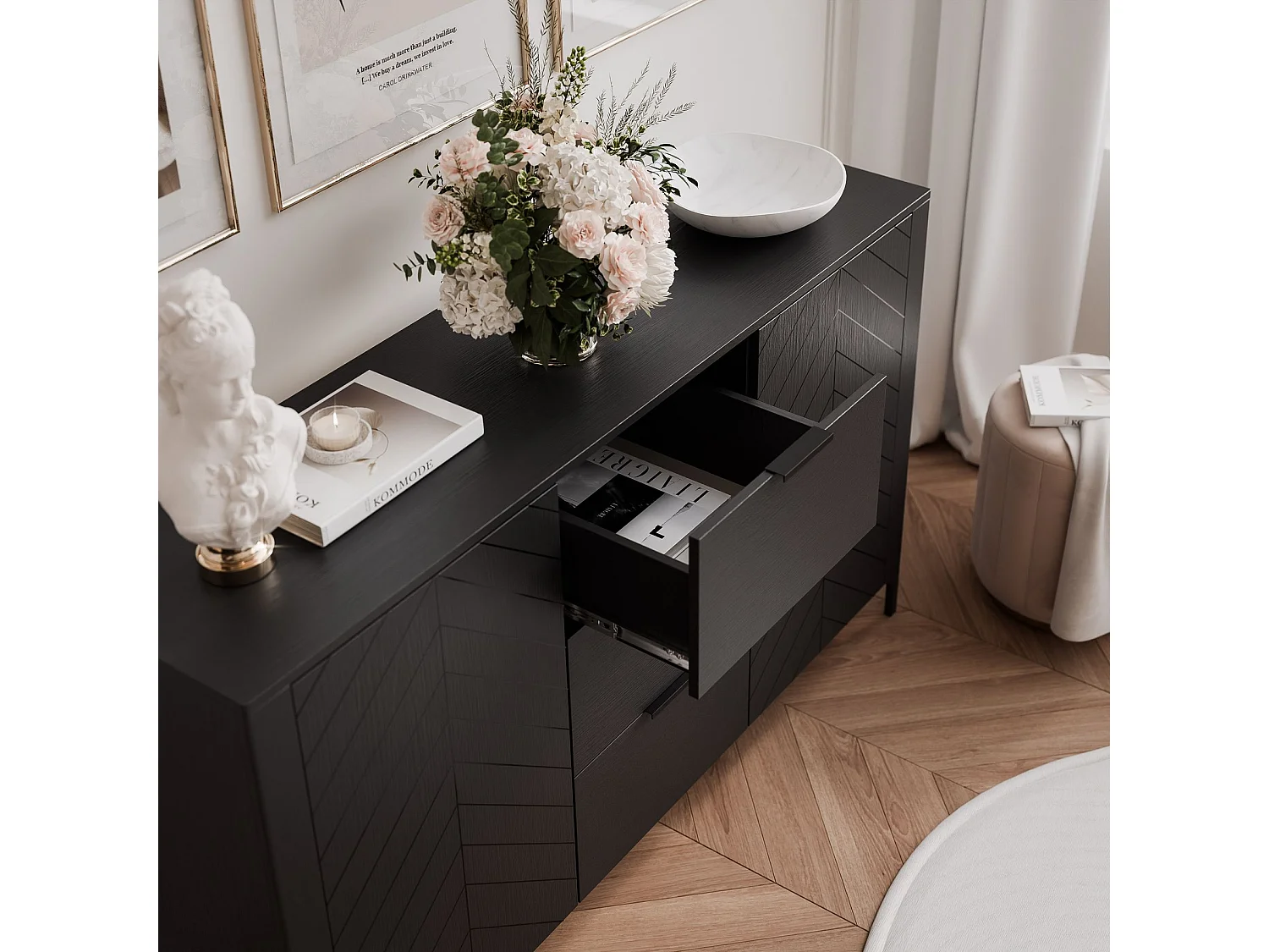 Buffet avec 2 portes et 3 tiroirs - Noir - LORIEN