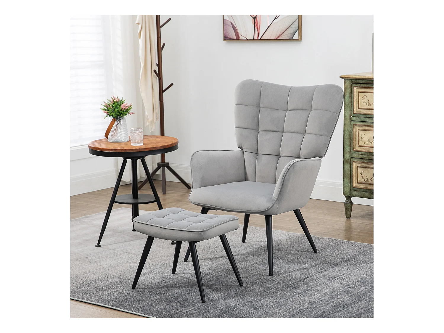 Fauteuil avec tabouret en velours gris clair, pieds en métal noir