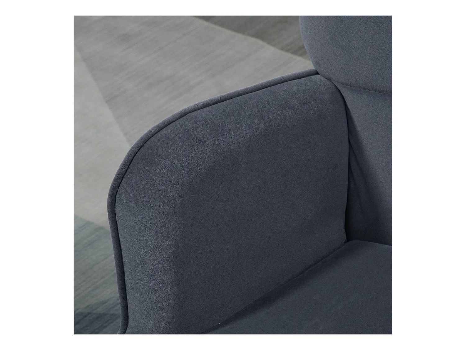 Fauteuil capitonné avec tabouret en velours gris, pieds en métal noir