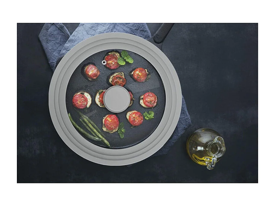 Set de 2 casseroles Ø 18/20 cm avec couvercle silicone universel - Revêtement effet marbre - Gris argenté