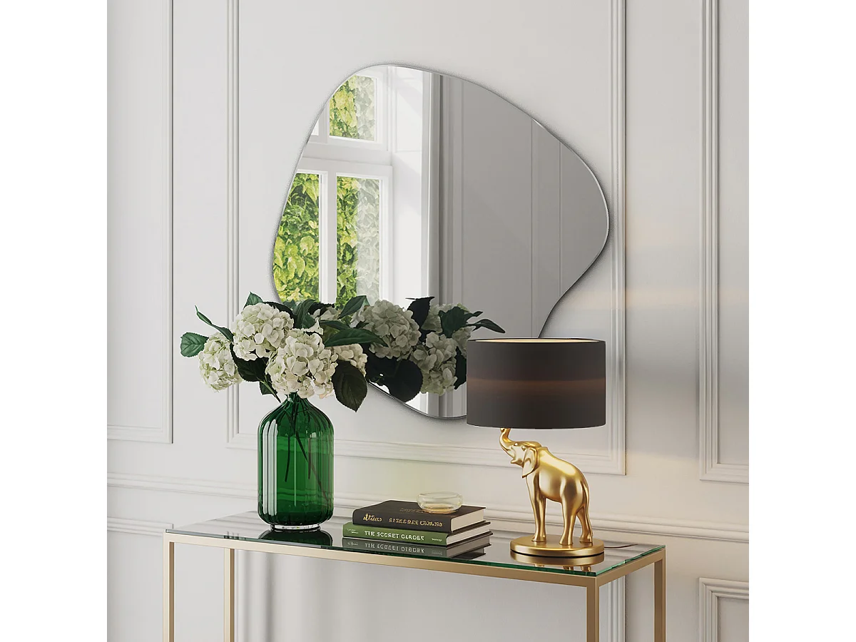 Unregelmäßiger dekorativer Spiegel - 57x57,7 - Tulup - Ein Spiegel in Form eines Flecks