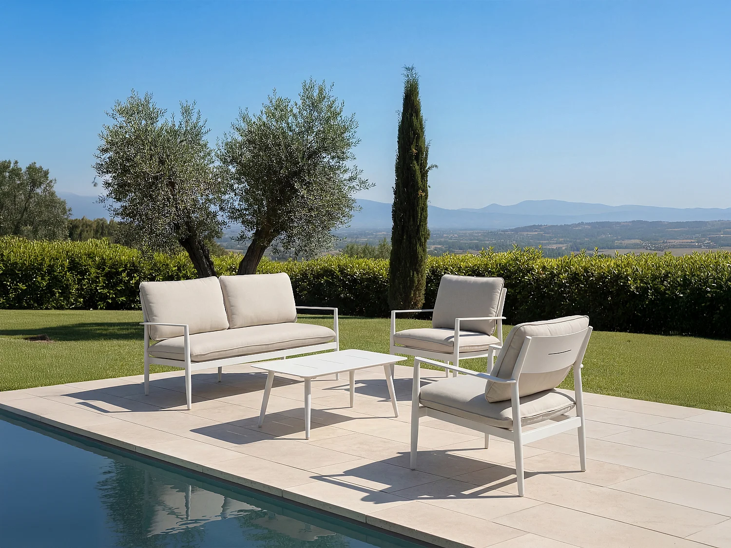 Conjunto de jardim em alumínio: um sofá de 2 lugares, 2 poltronas e uma mesa de centro - Branco com almofadas bege - TAVINYA da MYLIA