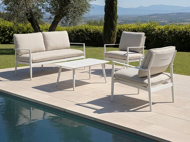 Aluminium tuinmeubelset: een 2-zitsbank, 2 fauteuils en een salontafel - Wit met beige kussens - TAVINYA van MYLIA